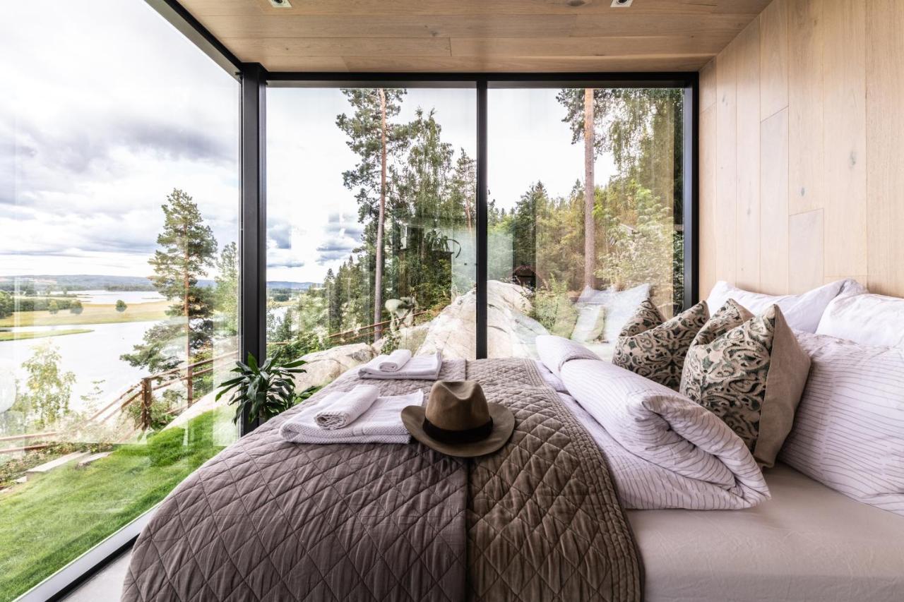 The Wonderinn Mirrored Glass - Wonderinn Delta * Hektner
